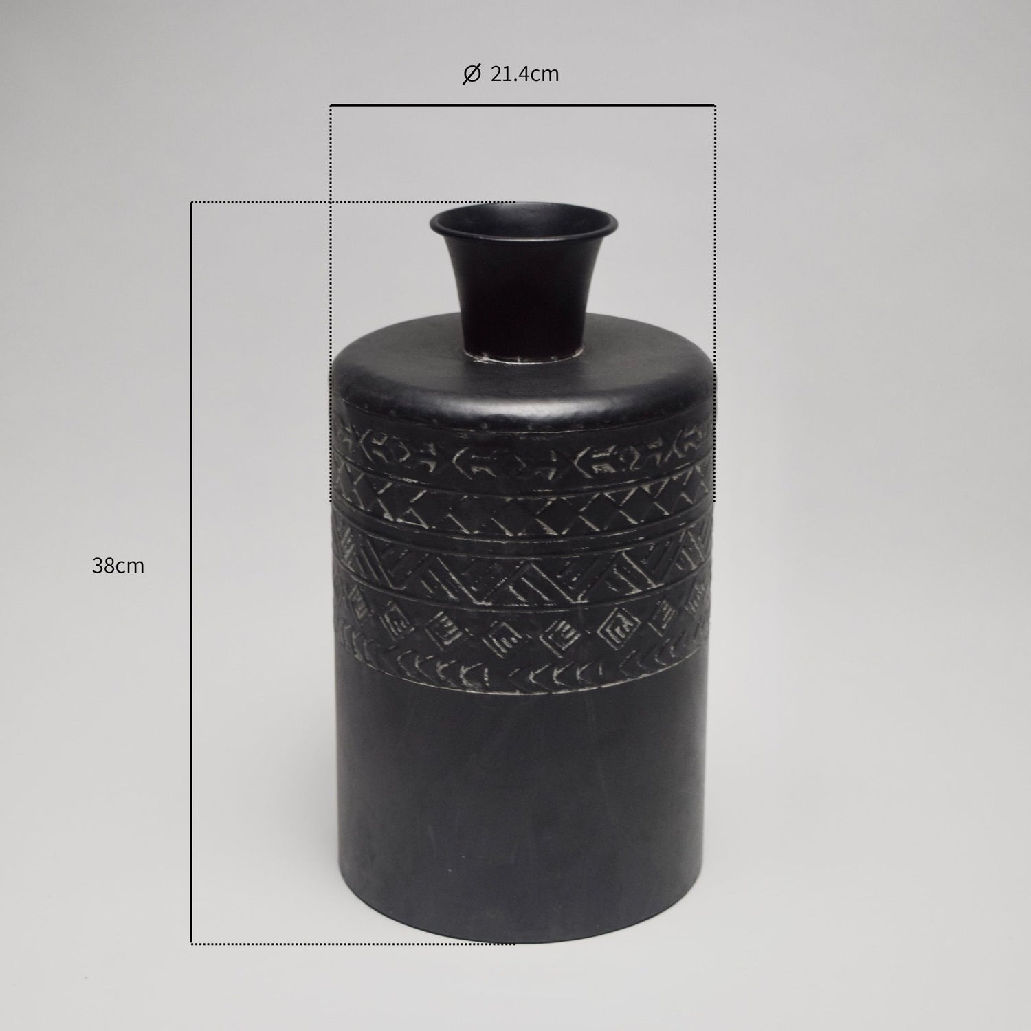 Black textured vase with pattern and measurement dimensions annotated. 