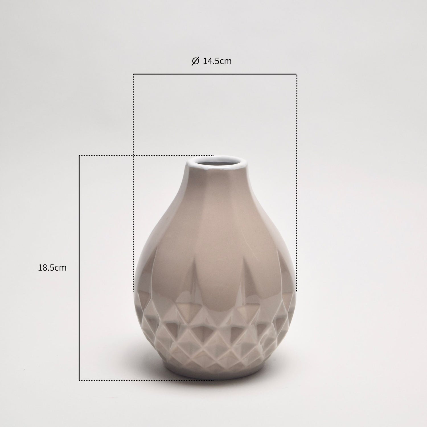 Beige ceramic vase with geometric pattern and measurements annotated